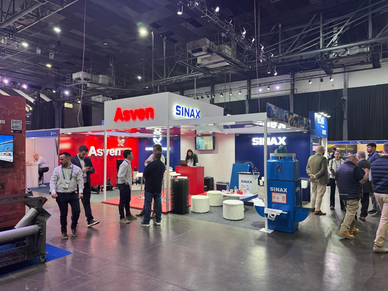 Asven and SINAX Trade Show Booth